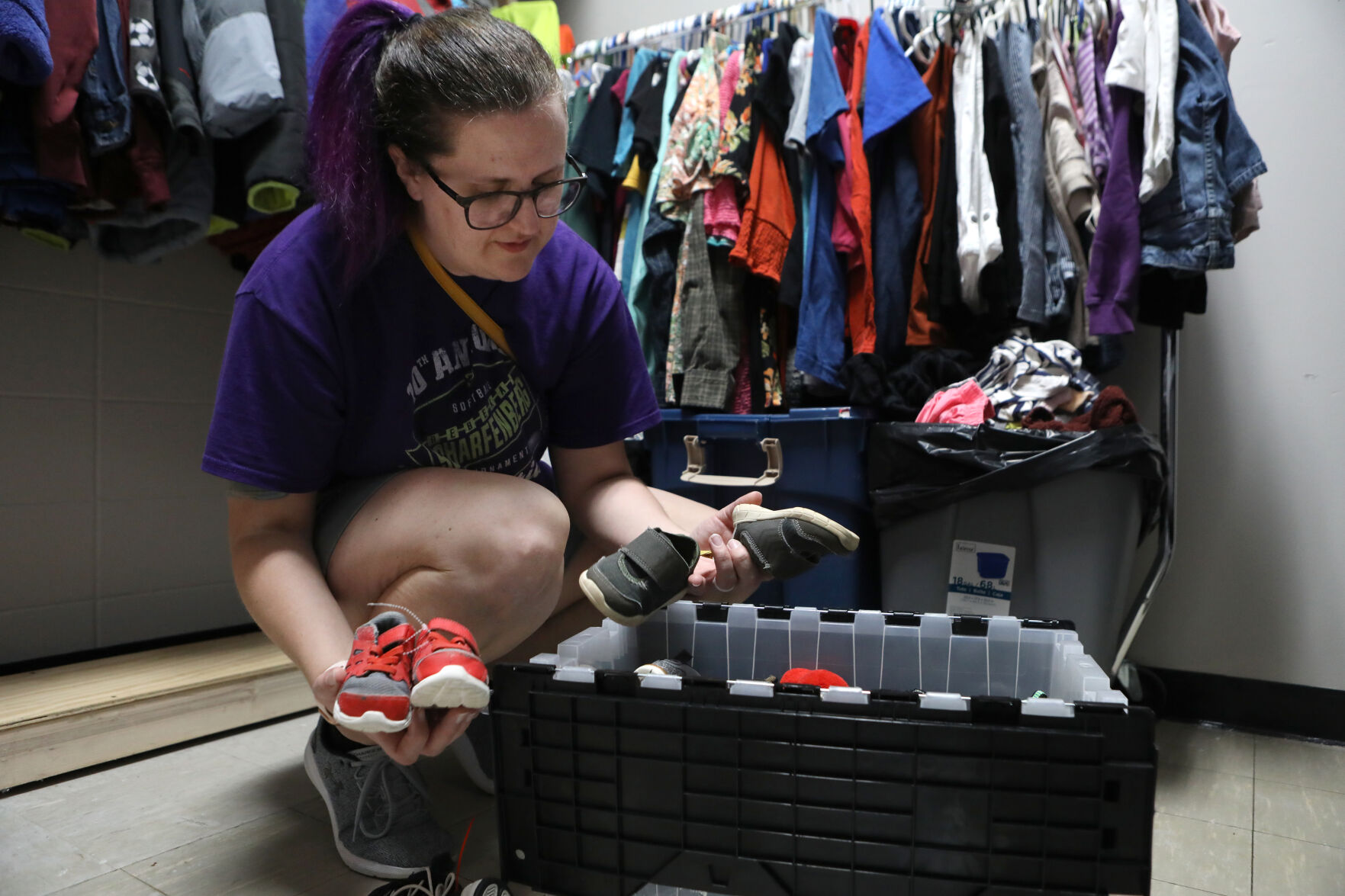 Sarah Hennecke searches for shoes